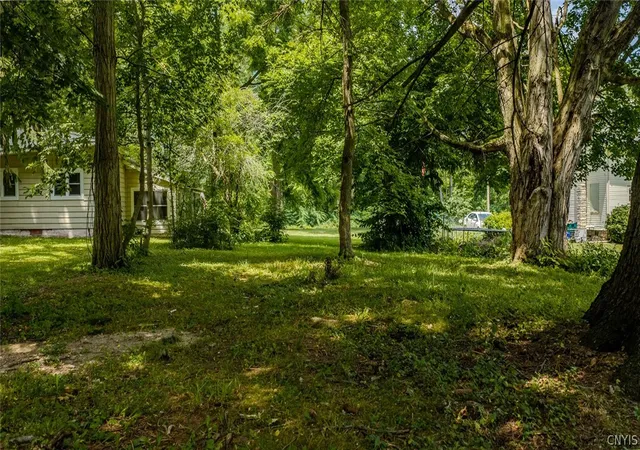 3rd image of 218 James St, Canastota, NY 13032 | MLS# S1696323