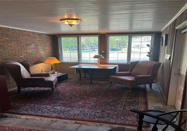 Photo 5 of Sale Pending at 3621 Lake Ave, Rochester, NY 14612 | MLS# R1696308 | Listing updated on 2026-07-23