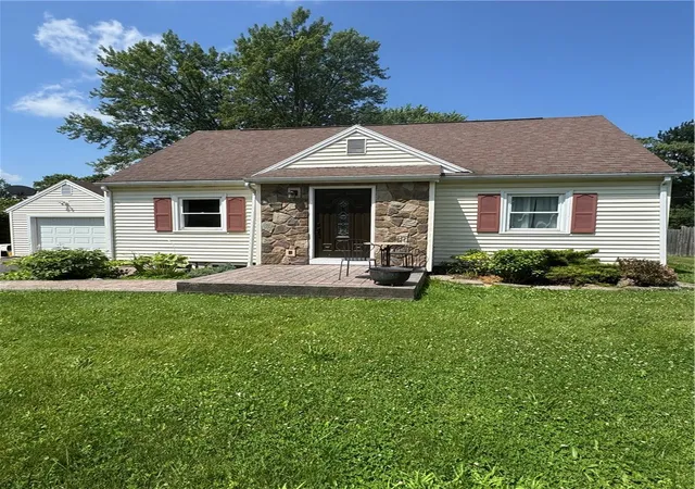 1st image of 3 Springbrook Dr, Chili, NY 14514 | MLS# R1696289