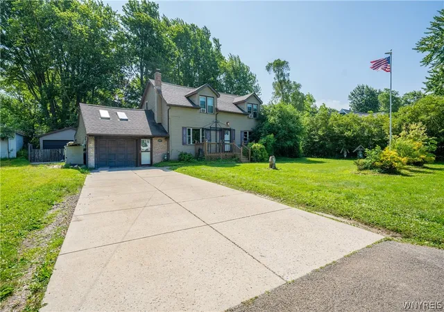 Photo 1 of Sale Pending at 6937 Wellington Dr, Derby, NY 14047 | MLS# B1696080 | Listing updated on 2026-07-14