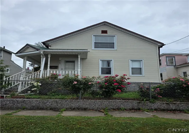 41st image of 809 Mulberry St, Utica, NY 13502 | MLS# S1696405