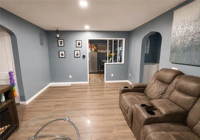 Photo 4 of Sale Pending at 244 Ridgedale Cir, Rochester, NY 14616 | MLS# R1693650 | Listing updated on 2026-08-03