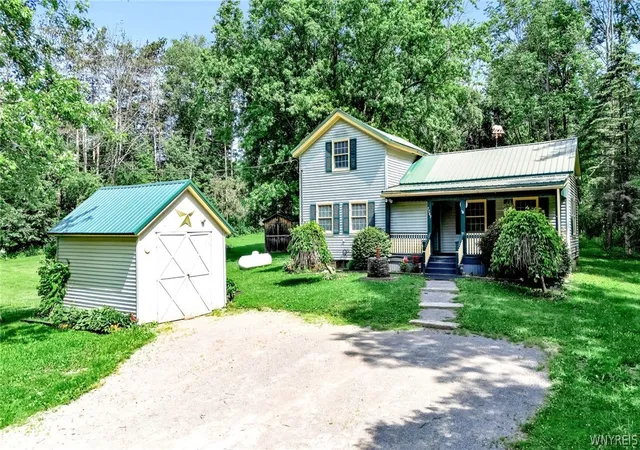 Homes for sale in New Hudson, NY | 7749 Crabb Hollow Rd, New Hudson, NY 14714 | MLS# B1695930