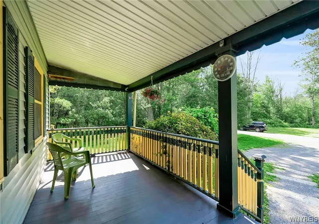 Homes for sale in New Hudson, NY | 7749 Crabb Hollow Rd, New Hudson, NY 14714 | MLS# B1695930