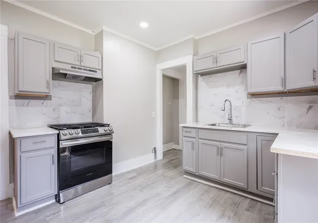 Photo 4 of Sale Pending at 219 Dr Samuel Mccree, Rochester, NY 14611 | MLS# R1696160 | Listing updated on 2026-07-21