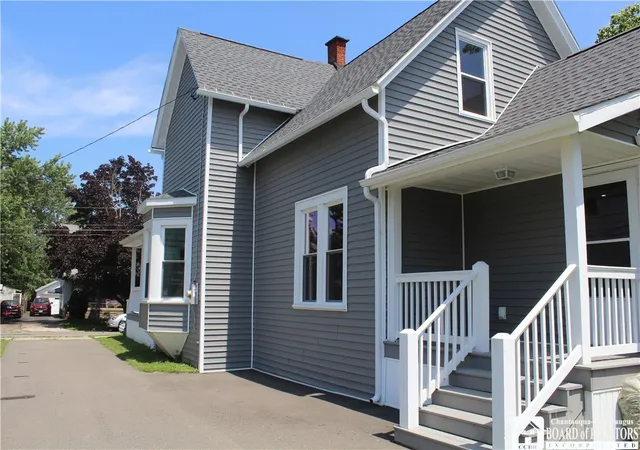 4th image of 243 Lincoln Ave, Dunkirk, NY 14048 | MLS# R1695817