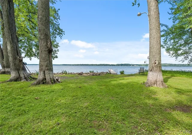 5th image of 7255 Farnham Rd, Lysander, NY 13112 | MLS# S1696166