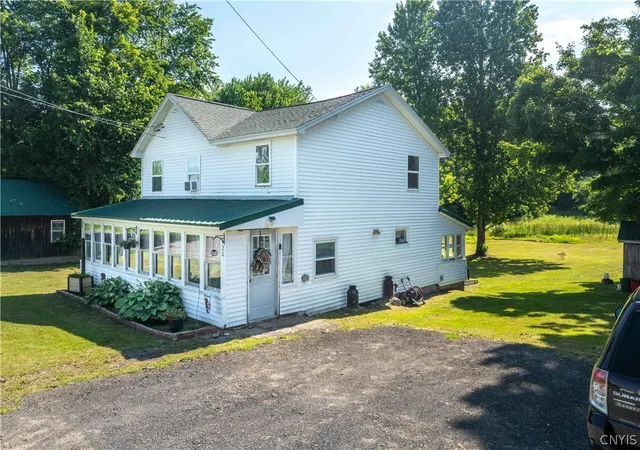 Photo 5 of Sale Pending at 920 Silk Rd, Fulton, NY 13069 | MLS# S1696419 | Listing updated on 2026-07-11