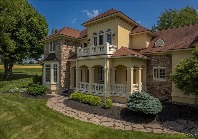 1st image of 306 Georgetown Sq, Clinton, NY 13323 | MLS# S1696384