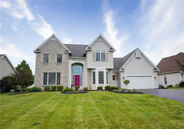 1st image of 15 Coach Side Ln, Pittsford, NY 14534 | MLS# R1696125
