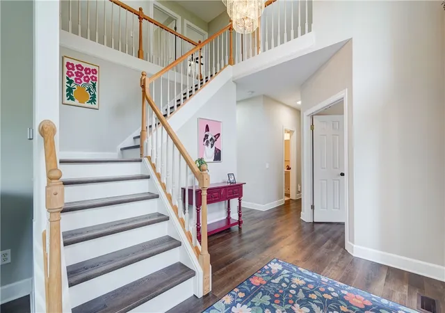 4th image of 15 Coach Side Ln, Pittsford, NY 14534 | MLS# R1696125