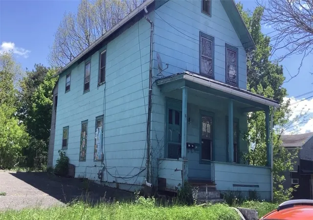 2nd image of 6 Stuyvesant St, Binghamton, NY 13901 | MLS# R1696471