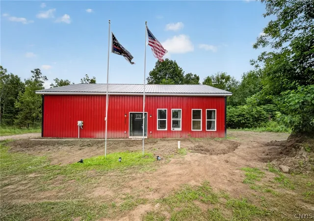 Homes for sale in Schroeppel, NY | 4261 St Rt 49, Schroeppel, NY 13132 | MLS# S1694863
