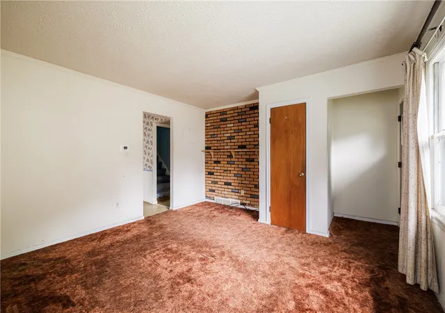 4th image of 623 Augustine St, Rochester, NY 14613 | MLS# R1695712