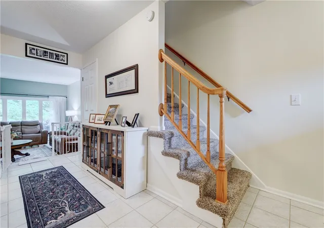 4th image of 88 Great Wood Cir, Fairport, NY 14450 | MLS# R1695568