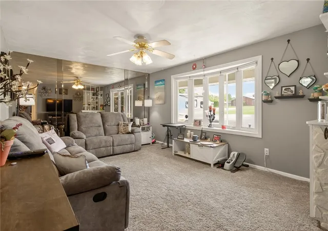 Photo 3 of Sale Pending at 1174 Spencerport Rd, Rochester, NY 14606 | MLS# R1696222 | Listing updated on 2026-07-21