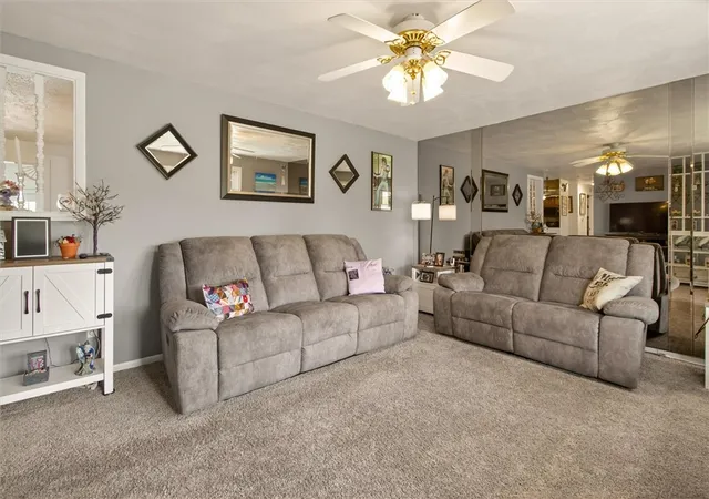 Photo 4 of Sale Pending at 1174 Spencerport Rd, Rochester, NY 14606 | MLS# R1696222 | Listing updated on 2026-07-21