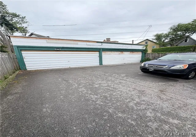 Listing Photo 2 - Condo for sale in building located at 610 Fargo Ave, Buffalo, NY 14213 - Unit #