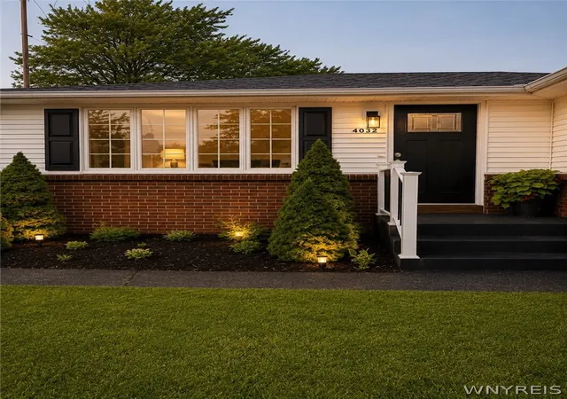 Photo 4 of Sale Pending at 4032 Clinton St, Buffalo, NY 14224 | MLS# B1695184 | Listing updated on 2026-07-14