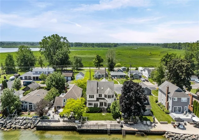 50th image of 1792 Edgemere Dr, Rochester, NY 14612 | MLS# R1696048