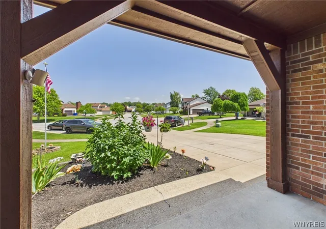5th image of 73 Larsen Ln, Buffalo, NY 14224 | MLS# B1695732