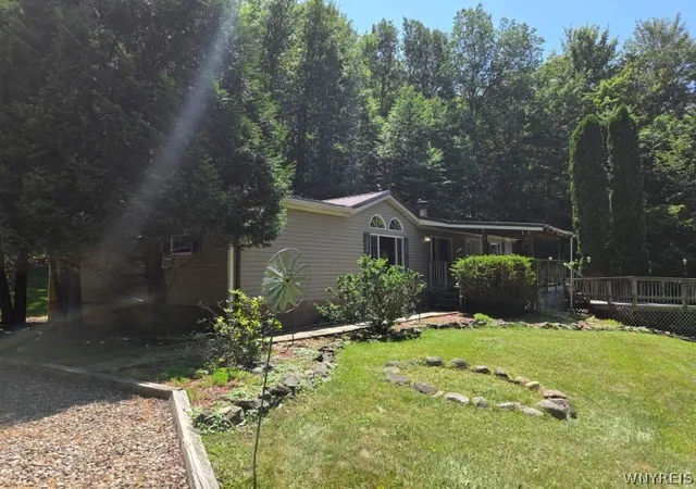 Homes for sale in Bath, NY | 5351 Middle Rd, Bath, NY 14810 | MLS# B1696504