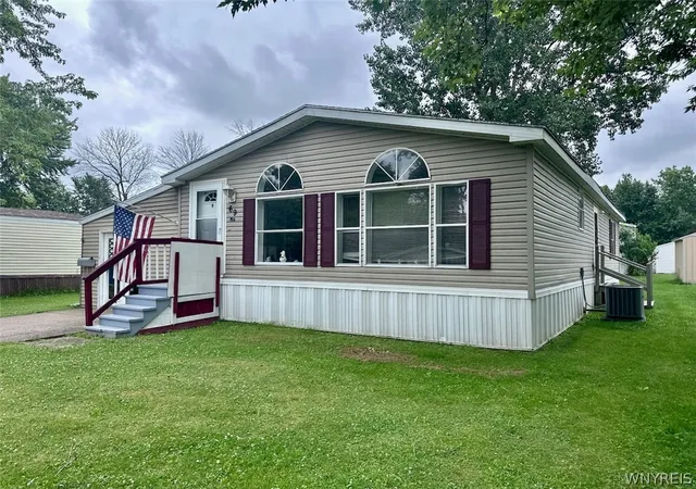 Photo 3 of Sale Pending at 69 Beechwood Blvd, Albion, NY 14411 | MLS# B1696322 | Listing updated on 2026-07-29