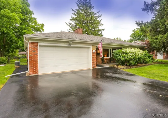 Homes for sale in Clarence, NY | 4135 Harris Hill Rd, Clarence, NY 14221 | MLS# B1696029