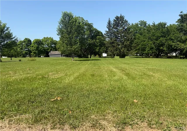 Homes for sale in Lenox, NY | 312 Tuttle Ave, Lenox, NY 13032 | MLS# S1696272