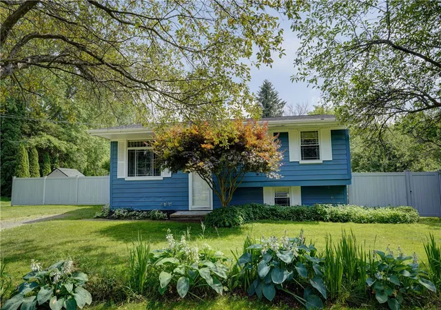 1st image of 496 Plank Rd, Macedon, NY 14502 | MLS# R1696484