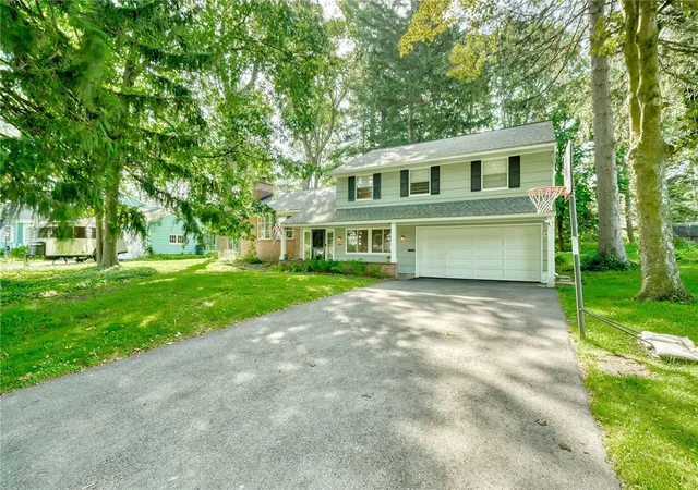 Photo 2 of Sale Pending at 83 Hillhurst Ln, Rochester, NY 14617 | MLS# R1696482 | Listing updated on 2026-07-31