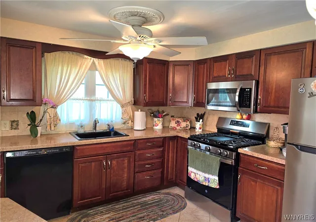 2nd image of 1109 Woodstock Ave, Tonawanda, NY 14150 | MLS# B1695954