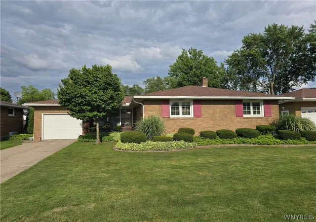 32nd image of 1109 Woodstock Ave, Tonawanda, NY 14150 | MLS# B1695954