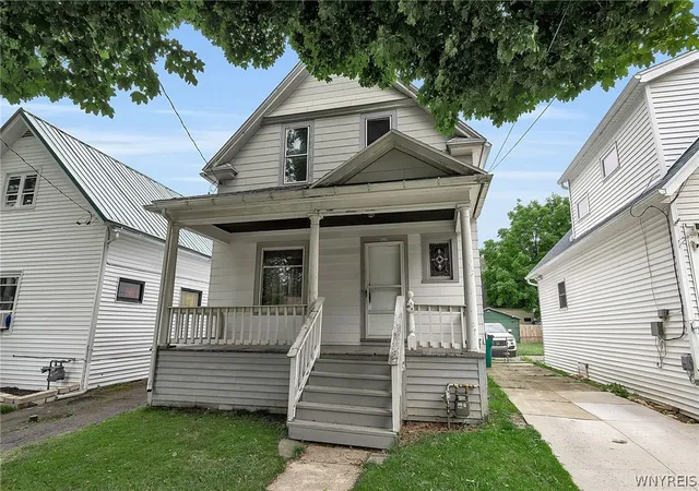 3rd image of 140 Benzinger St, Buffalo, NY 14206 | MLS# B1695981