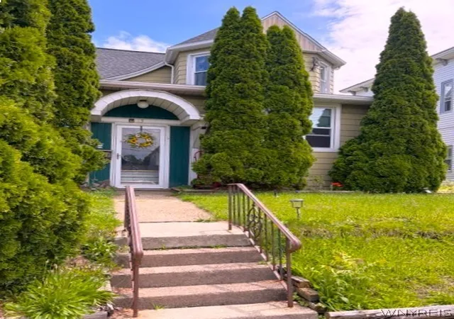 1st image of 251 Payne Ave, North Tonawanda, NY 14120 | MLS# B1696333