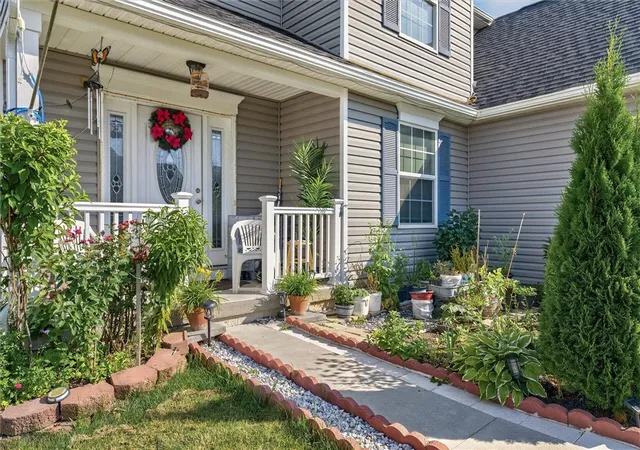 Photo 3 of Sale Pending at 97 Candleford Hts, West Henrietta, NY 14586 | MLS# R1694612 | Listing updated on 2026-07-18