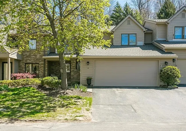 1st image of 14 Colonial Cir, Fairport, NY 14450 | MLS# R1696087