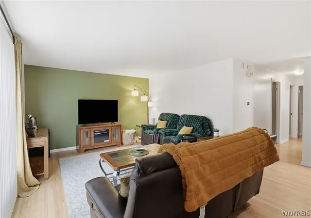 4th image of 92 Tomcyn Dr, Buffalo, NY 14221 | MLS# B1696483