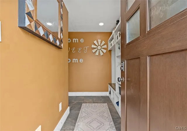 5th image of 6401 N Kirkville Rd, Kirkville, NY 13082 | MLS# S1696378