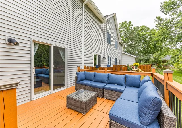 4th image of 1009 Cane Patch, Webster, NY 14580 | MLS# R1696177