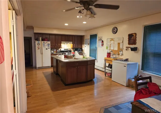 Homes for sale in Lockport City, NY | 141 Caledonia St, Lockport City, NY 14094 | MLS# B1695173