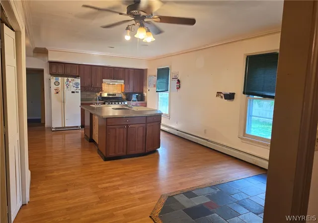 Photo 4 of Single family home for sale at 141 Caledonia St, Lockport, NY 14094 | MLS# B1695173 | Listing updated on 2026-08-03