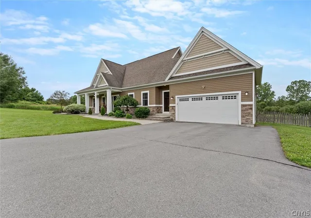 Photo 2 of Sale Pending at 2847 State Route 91, Jamesville, NY 13078 | MLS# S1696006 | Listing updated on 2026-08-03