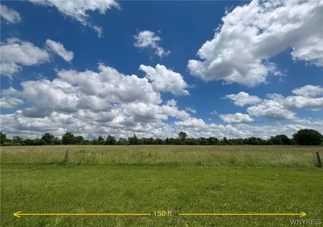 2nd image of 7395 Maple Rd E, Akron, NY 14001 | MLS# B1695444