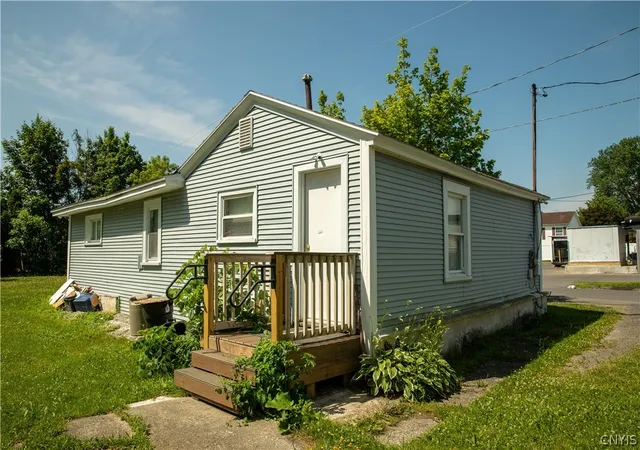 Photo 3 of Multi family home for sale at 3728 New Ct Ave, Syracuse, NY 13206 | MLS# S1695499 | Listing updated on 2026-07-23