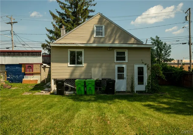 Photo 4 of Multi family home for sale at 3728 New Ct Ave, Syracuse, NY 13206 | MLS# S1695499 | Listing updated on 2026-07-23