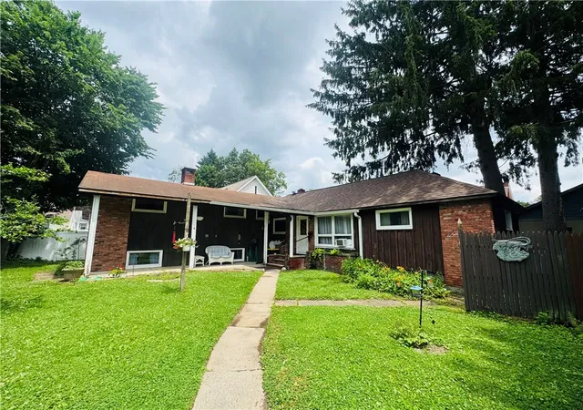 2nd image of 10 Jefferson Ave, Oneonta, NY 13820 | MLS# R1696513
