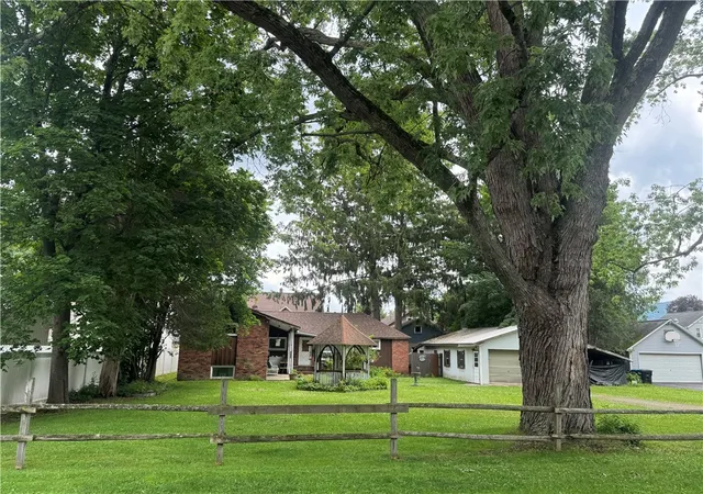 40th image of 10 Jefferson Ave, Oneonta, NY 13820 | MLS# R1696513
