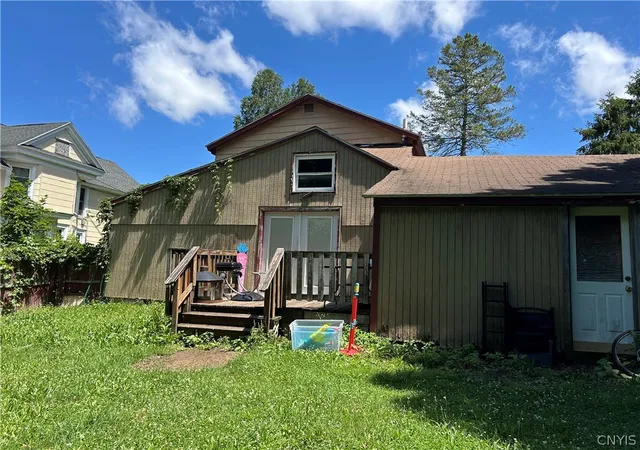 Listing Photo 4 - Condo for sale in building located at 1722 Vly Dr, Syracuse, NY 13207