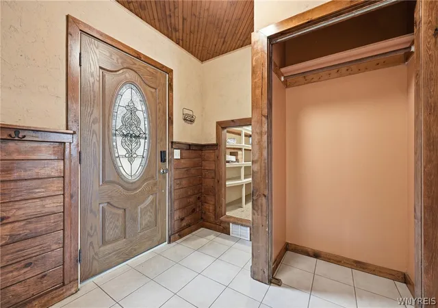Photo 5 of Sale Pending at 13500 North Rd, Alden, NY 14004 | MLS# B1696650 | Listing updated on 2026-07-28